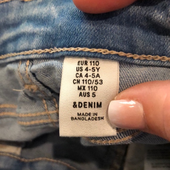 Kids H&M light denim overalls - Picture 6 of 8